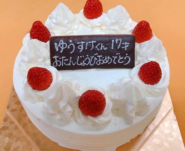 生クリームデコレーションケーキ ふらんす菓子屋 エミリー 公式サイト